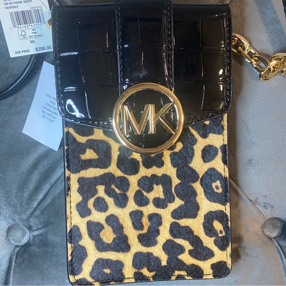 NWT Michael Kors Carmen Leopard Small NS Phone Crossbody Real Hair Calf - Picture 6 of 15